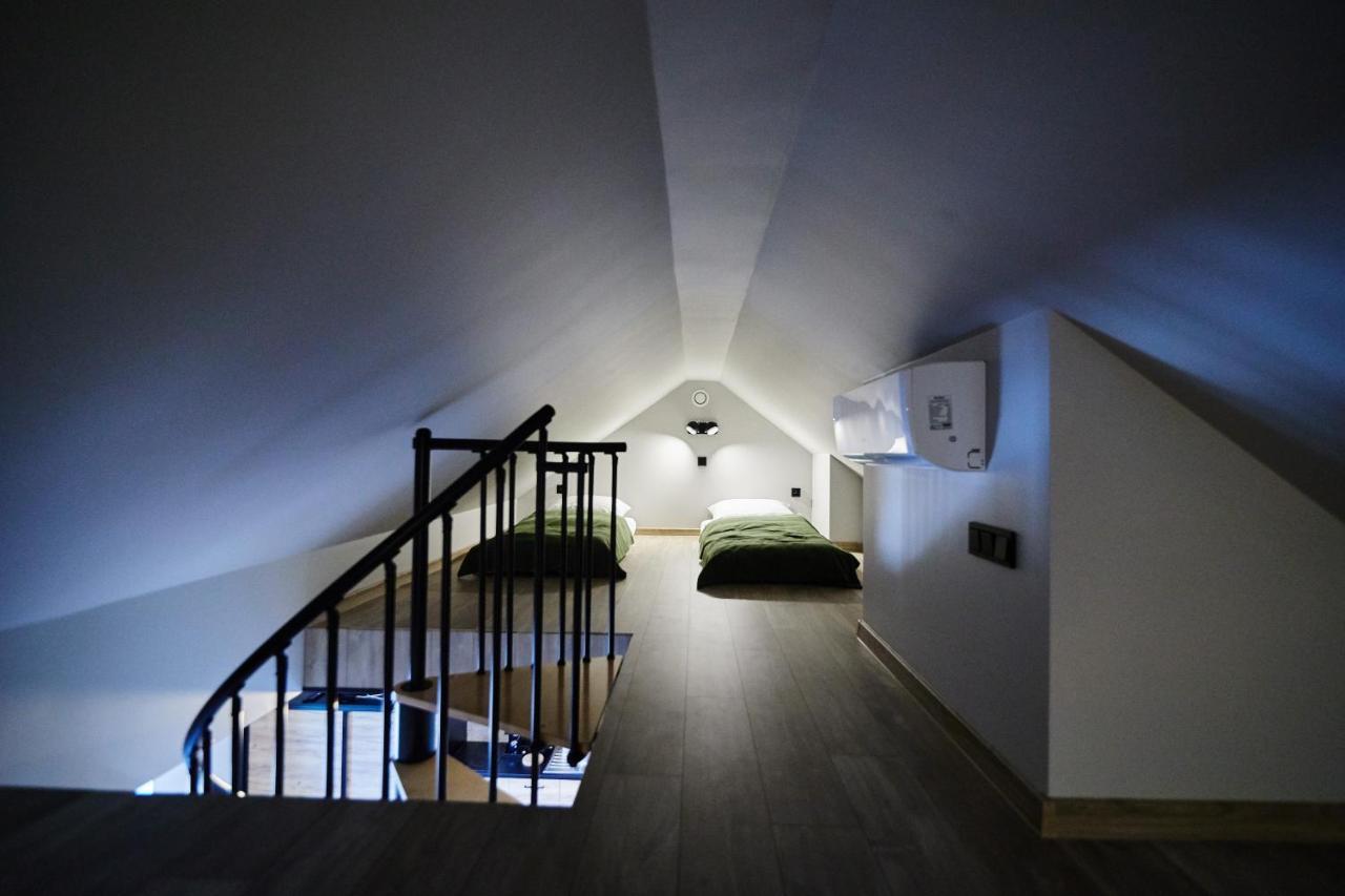 Dom Pod Jesionem Appartement Jaroszowice Buitenkant foto